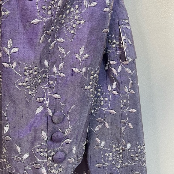 Favourbrook Silk Embroidered Evening Jacket / Coat in Lilac Purple & White, 6 - Picture 15 of 15